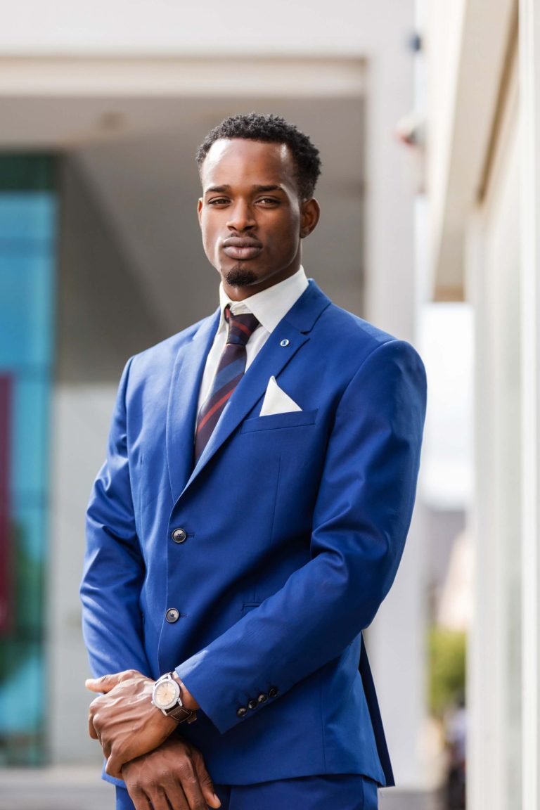 young-man-in-stylish-suit-confident-in-city-2026-01-06-11-04-10-utc.jpg